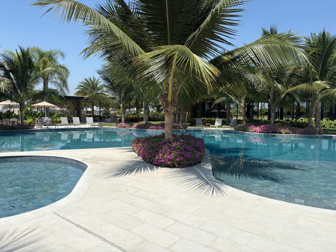 PISCINA 2